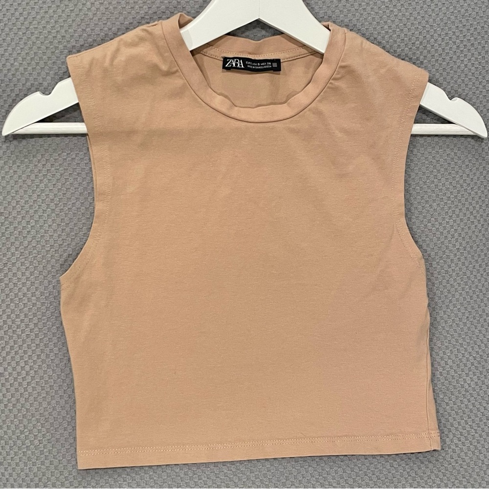 Zara Women's Beige Muscle Tee